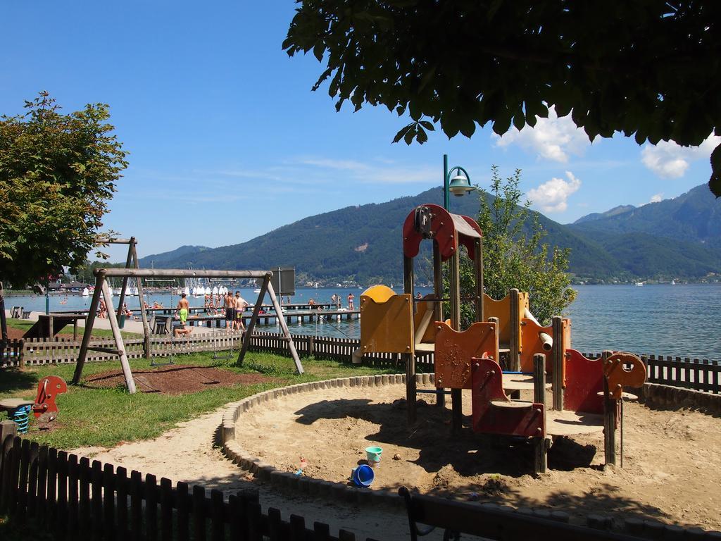 Apartment Schlosspark Am Traunsee Altmünster Habitación foto